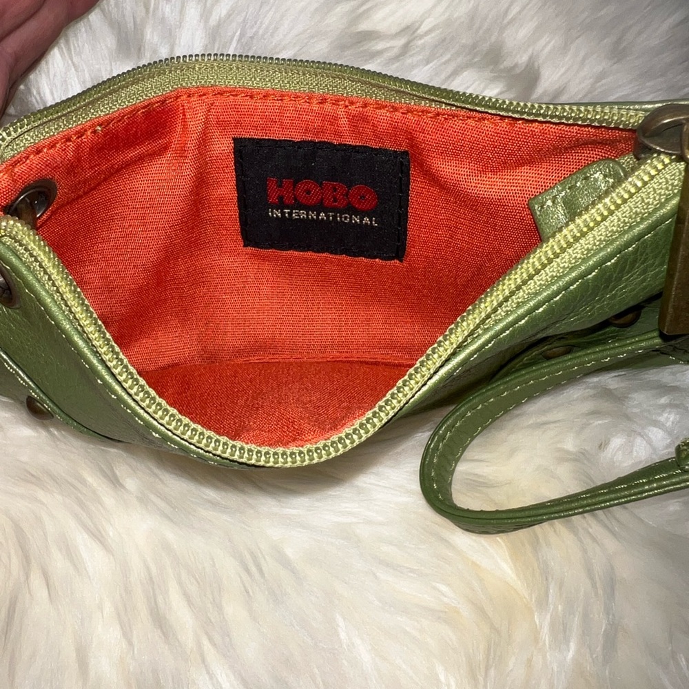 Hobo international wallet 🌺🍀🌺🍀 - Picture 3 of 3